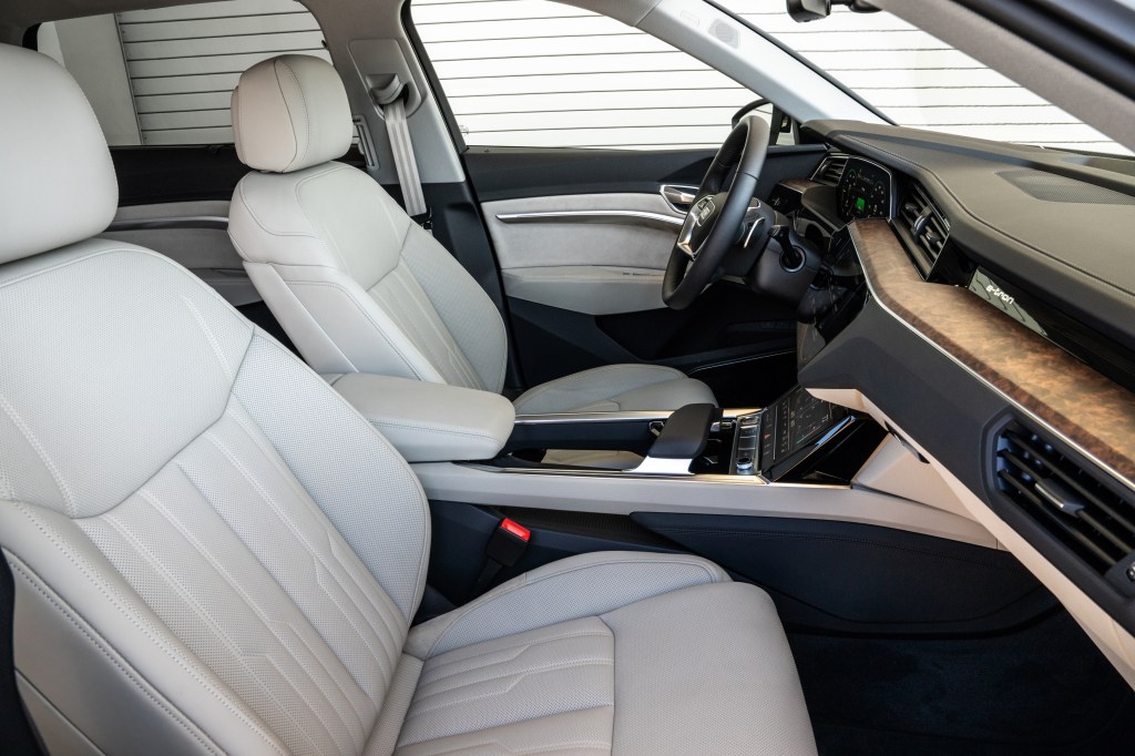 audi e-tron front seats