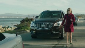 Madeline Mackenzie from Big Little Lies with her Buick Enclave