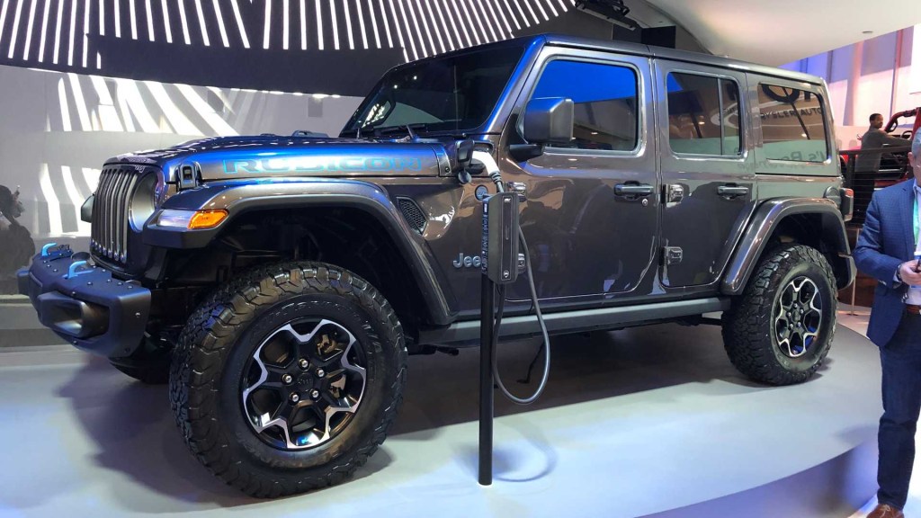 Jeep Wrangle 4xe PHEV on display at CES 