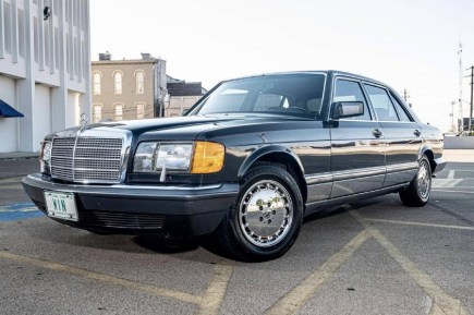 Cars and Bids Bargain of the Week: 1991 W126 Mercedes-Benz 560SEL