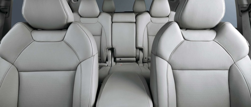 A front-view of the 2016 Acura MDX's interior.