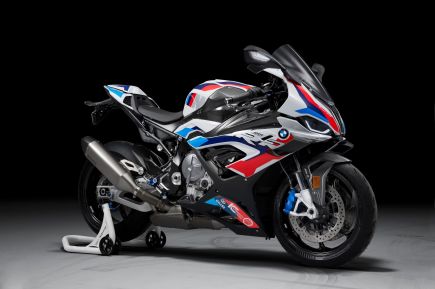 The 2021 BMW M 1000 RR Is the M3 of Motorcycles