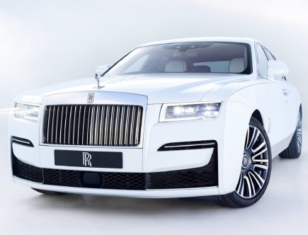 The New Rolls-Royce is So Quiet it Will Make You Sick