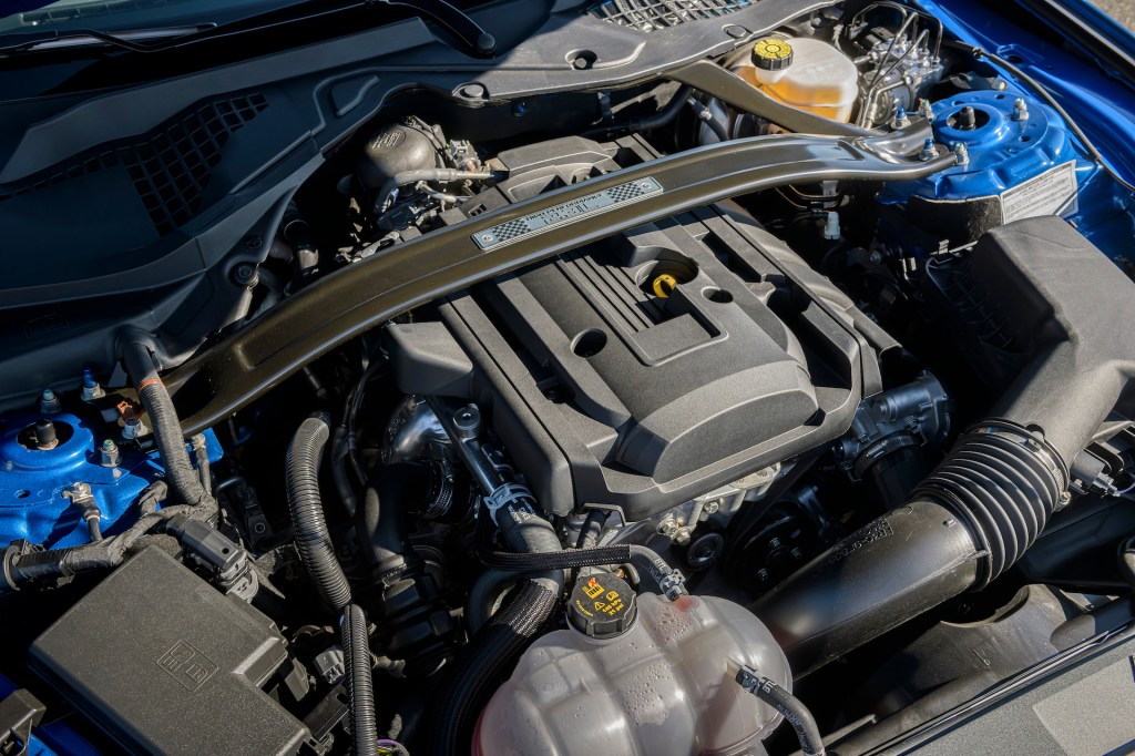 High Performance Package adds Mustang GT brakes, and GT Performance Package aerodynamics and suspension components to make it the highest-performing production four-cylinder Mustang ever.