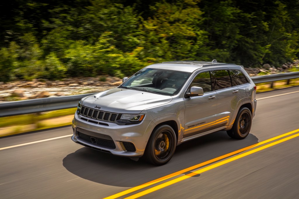 Powering the 2021 Jeep® Grand Cherokee Trackhawk is a supercharged 6.2-liter V-8 engine delivering 707 horsepower and 645 lb.-ft. of torque