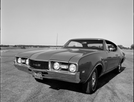 Why Is the 1971 Oldsmobile 442 So Sought After by Collectors?