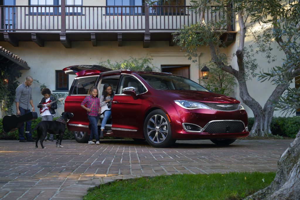 2018 Chrysler Pacifica in red
