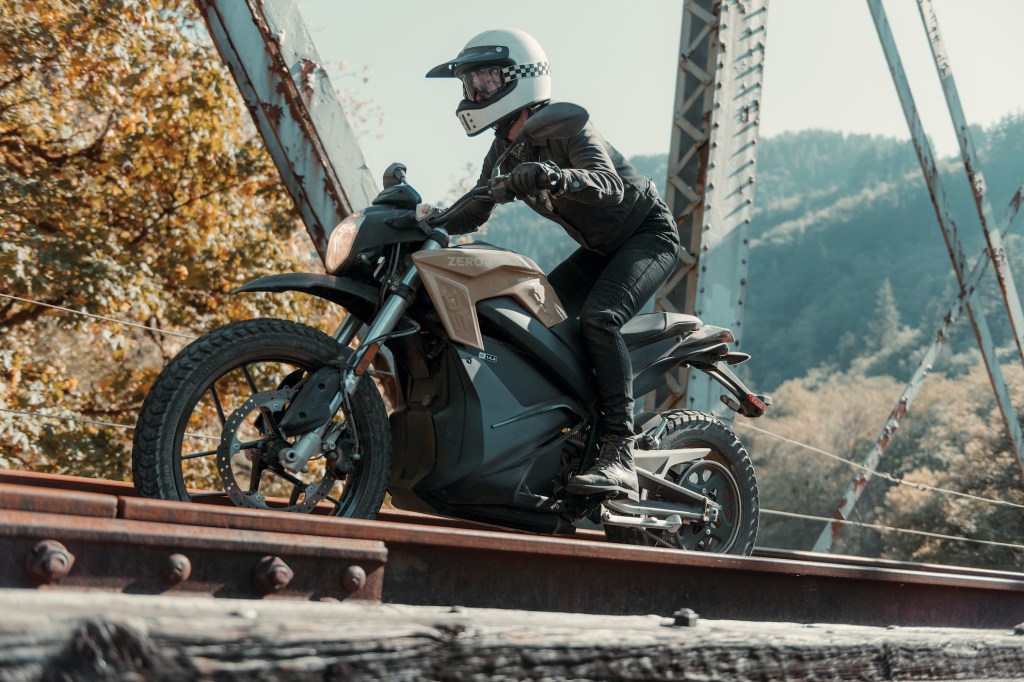 2019 Zero Motorcycle DS