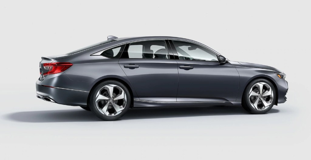 The side view of a gray 2020 Honda Accord Touring 2.0T