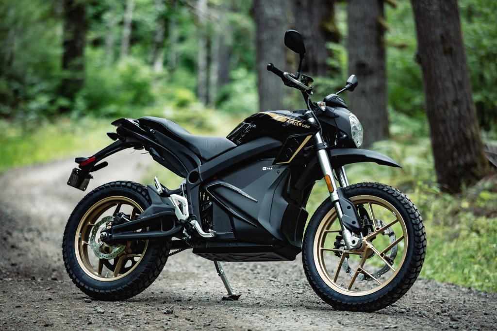 A black-and-gold 2020 Zero DSR in a forest
