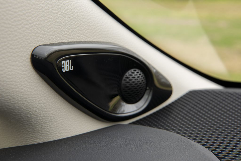 toyota corolla jbl sound system