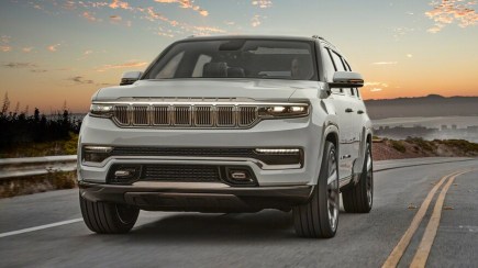 The 2022 Jeep Grand Wagoneer Has New Tricks up Its Sleeves