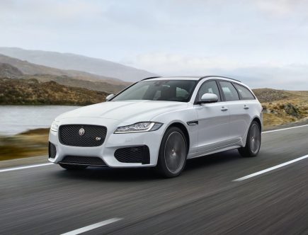 The Jaguar XF Receives Discounts of up to $17,000