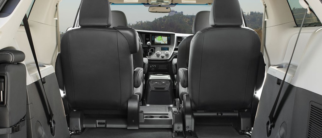 The rearview of a 2017 Sienna with the third-row folded down.