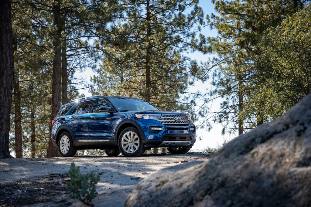 2020 Ford Explorer Limited in the wild