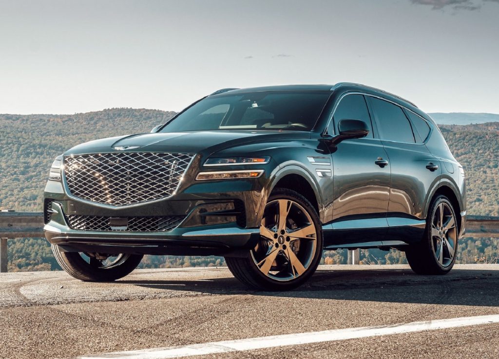 A green 2021 Genesis GV80