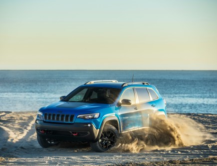 Why You Should Choose the 2021 Jeep Cherokee Over The GMC Terrain