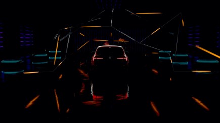 Here’s a Sneak Peek at the 2022 Honda Civic Ahead of Its Nov 17 Debut
