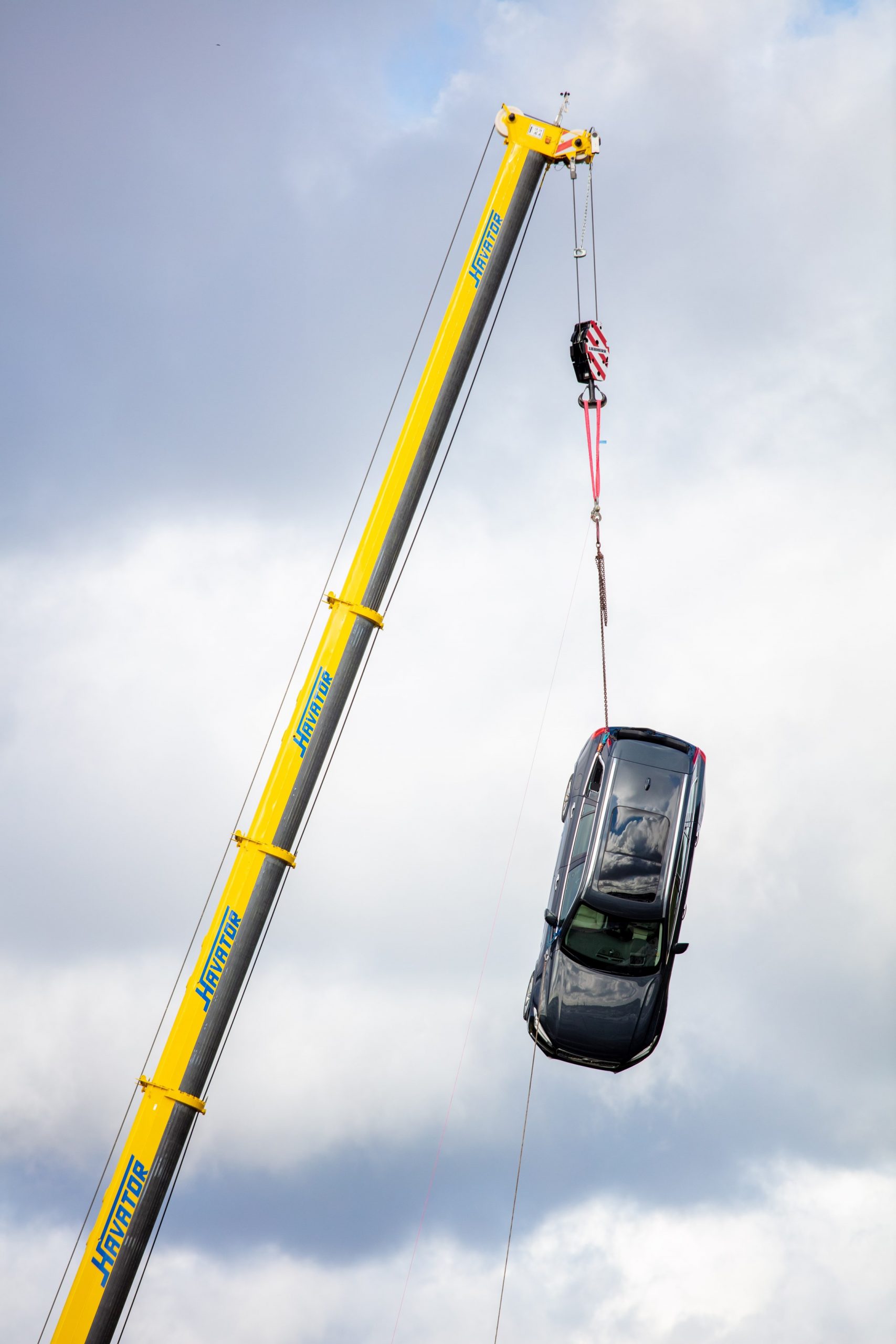 Volvo Cars drops new cars from 30 metres to help rescue services save lives.