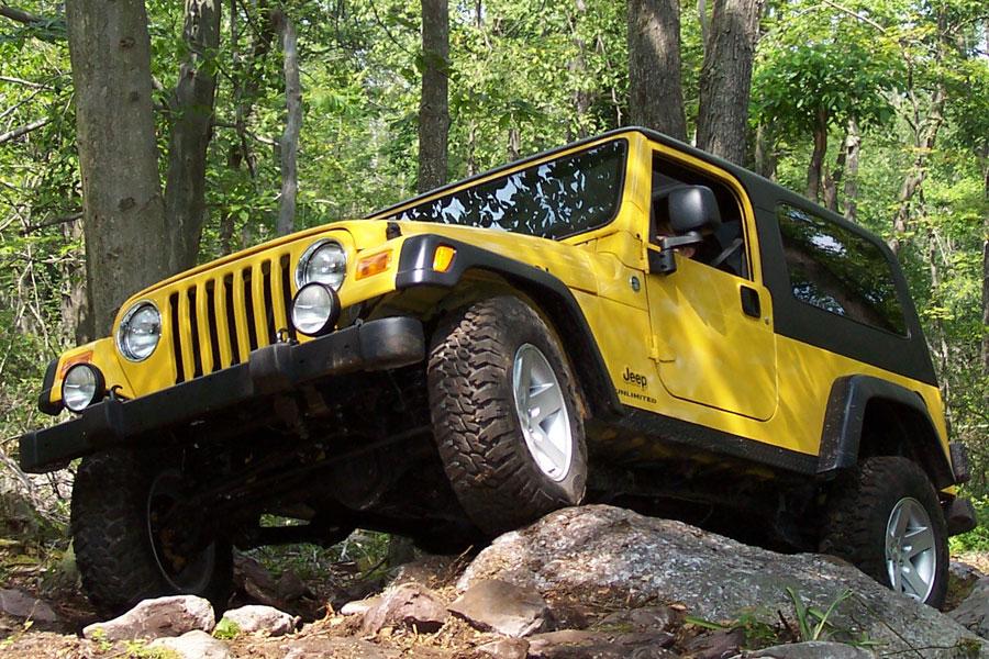 Everyone Loves––or Loved––the 2006 Jeep Wrangler