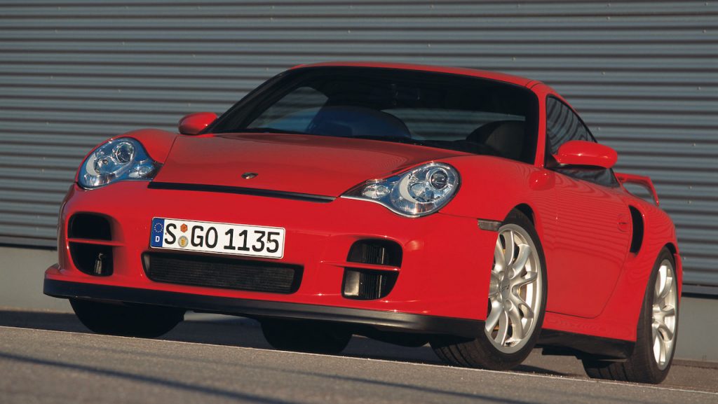 A photo of a Porsche 911 996 outdoors.