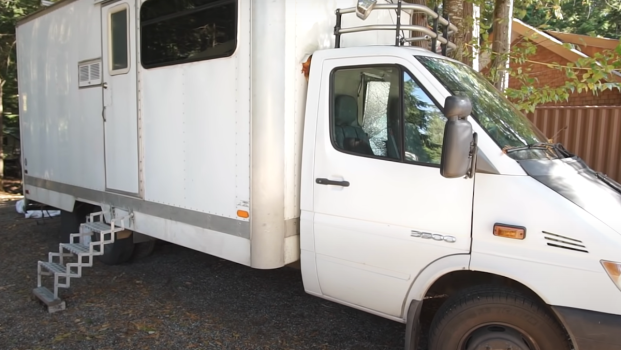 This Old Box Truck Made a Great Camper Conversion for 1 Couple