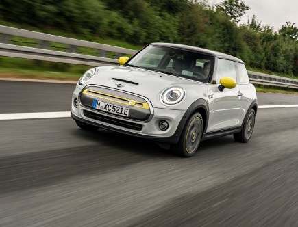 The 2020 Mini Cooper EV Has Not 1 but 3 Fatal Flaws