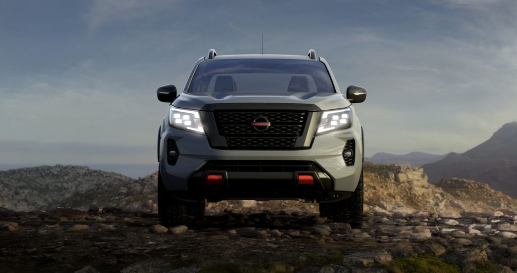 2021 Nissan Navara from the front 