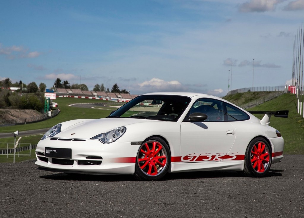 A white-and-red 2004 Porsche 911 GT3 RS