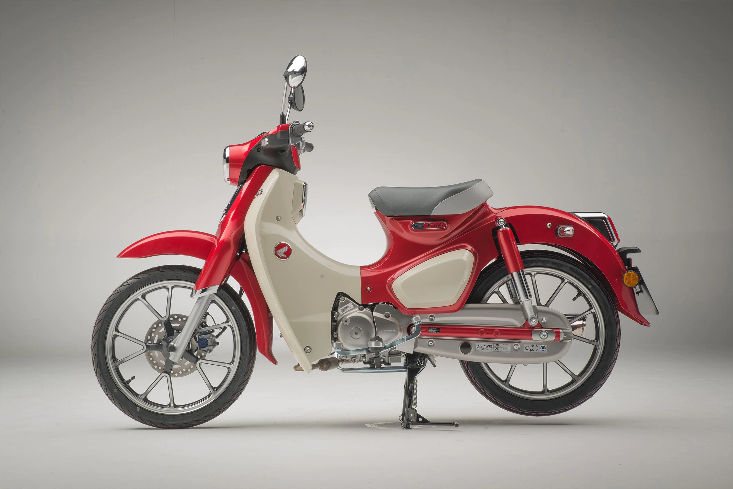 Honda Super Cub C125 vs. Aventon Level EBike Back To Basics