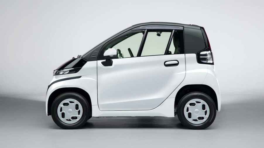 Toyota C+pod city car