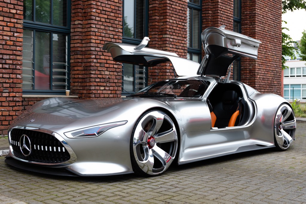 An image of the Mercedes-Benz Vision Gran Turismo outdoors.