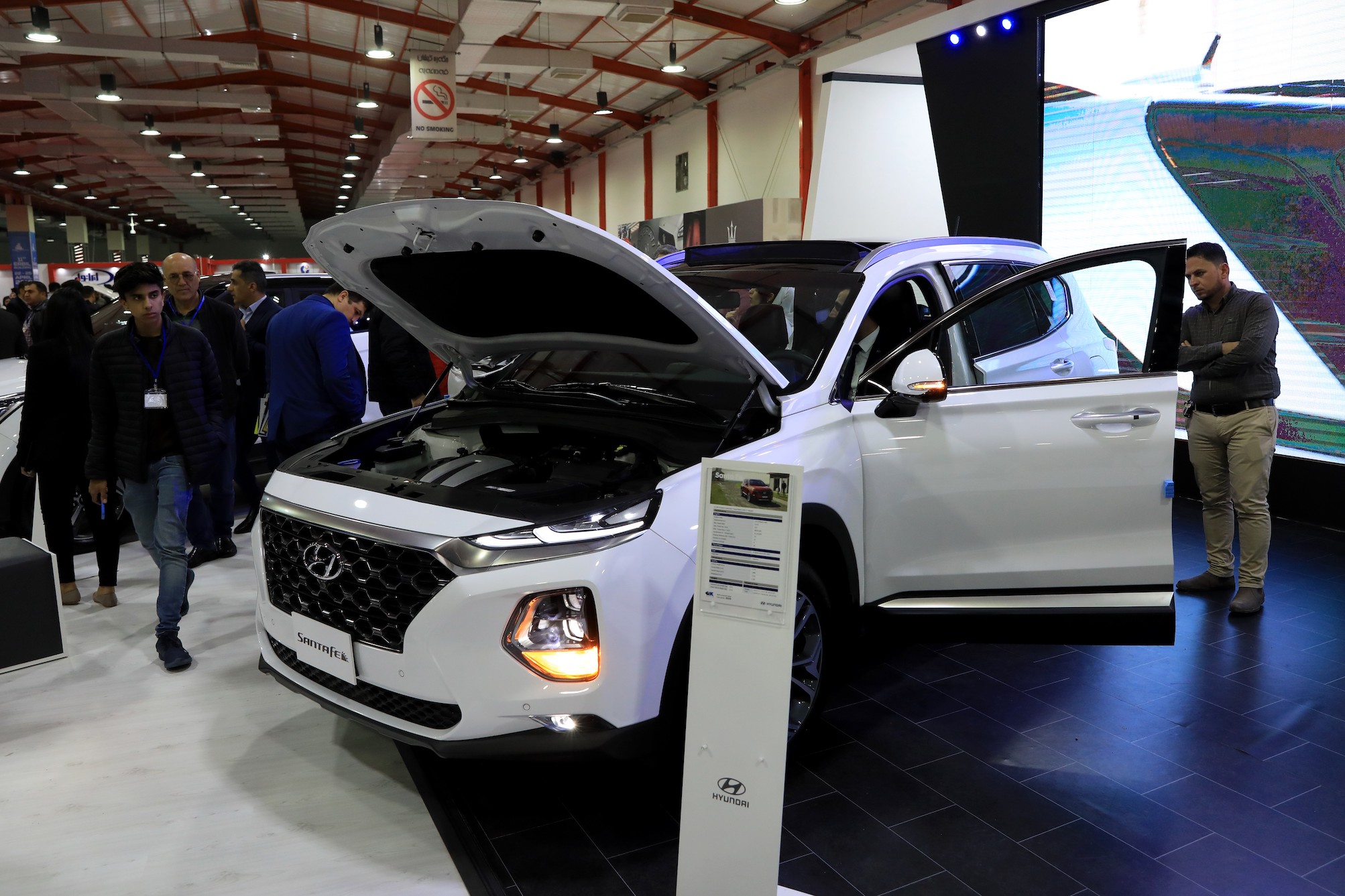 Hyundai Santa Fe is displayed at "7th International Erbil Autoshow"
