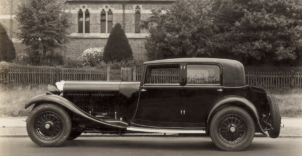The side view of a 1930 Bentley 8 Litre