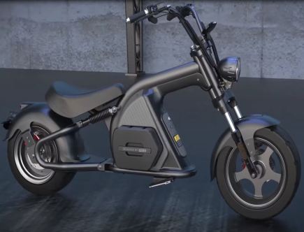 An Electric Scooter With a Born To Be Wild Chopper Aesthetic Is Forbidden Fruit