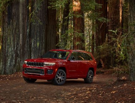 3-Row Off-Road Luxury: 2021 Jeep Grand Cherokee L vs. Land Rover Defender 110