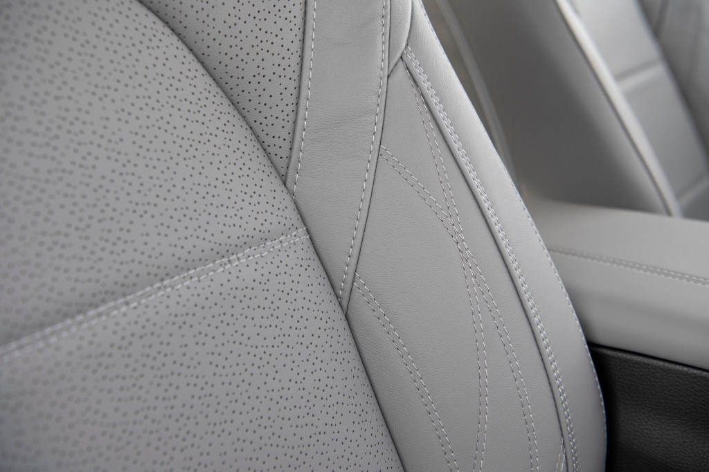 2021 Toyota Avalon Limited Leather Interior 