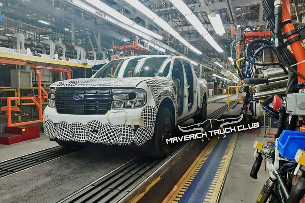 2022 Ford Maverick being manufactured 