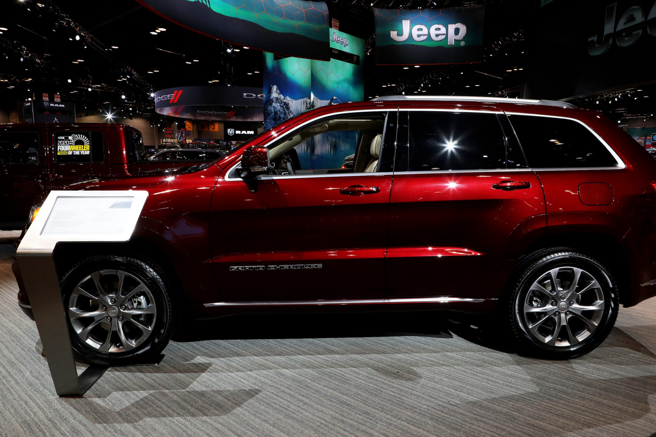 2020 Jeep Grand Cherokee Summit is on display at the 112th Annual Chicago Auto Show
