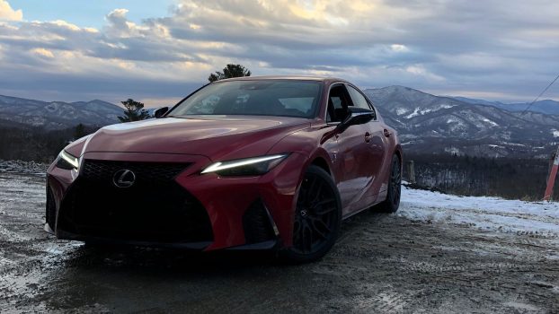 The 2021 Lexus IS350 F Sport Is a Beautiful Disappointment