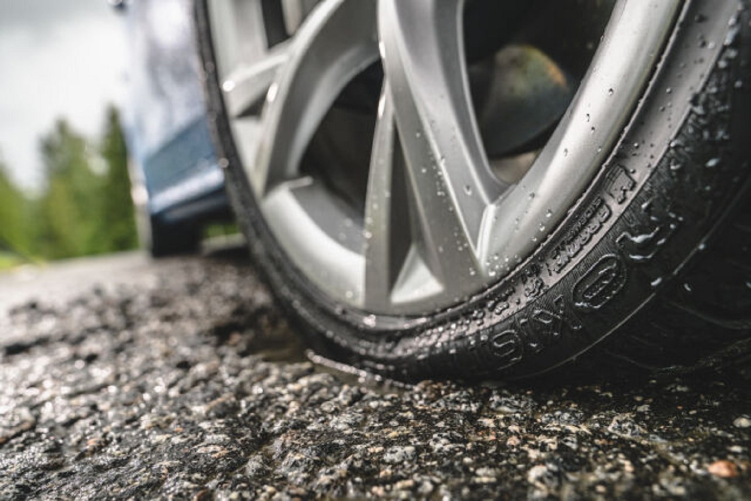 Can Nokian's New AllSeason Tire Really Last for 80,000 Miles?