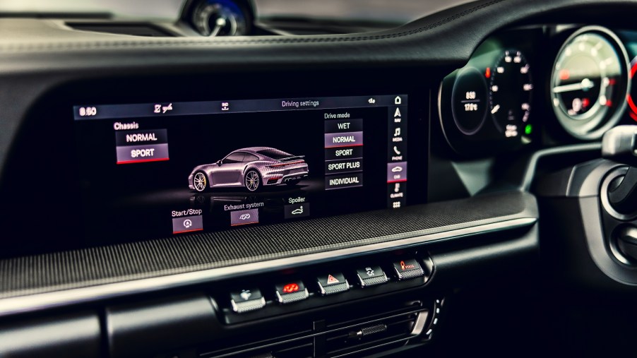 Setting up the 2020 Porsche 911 Turbo S's launch control system