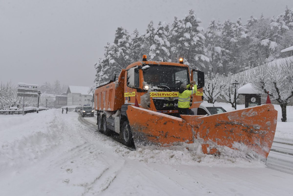 Tag Yourself on This List of Hilarious Scotland Snowplow Names
