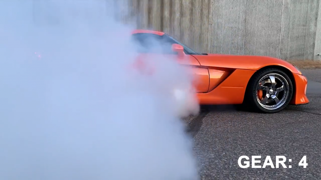 Nth tuned 1300-hp Dodge Viper roasting tires