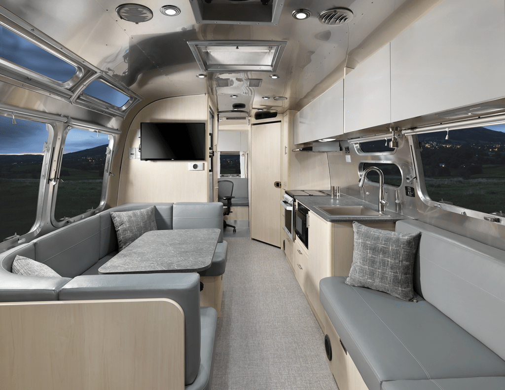 Airstream Flying Cloud 30 FB Office Travel Trailer Office Interior