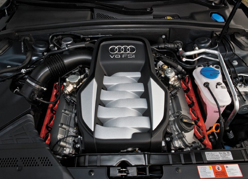 The 2008 Audi S5's 4.2-liter V8 engine