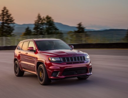 The 2021 Jeep Trackhawk is the SUV for Parents Who Really Wanted a Sports Car