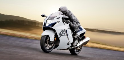 The 2022 Suzuki Hayabusa Is Fit To Fly Again