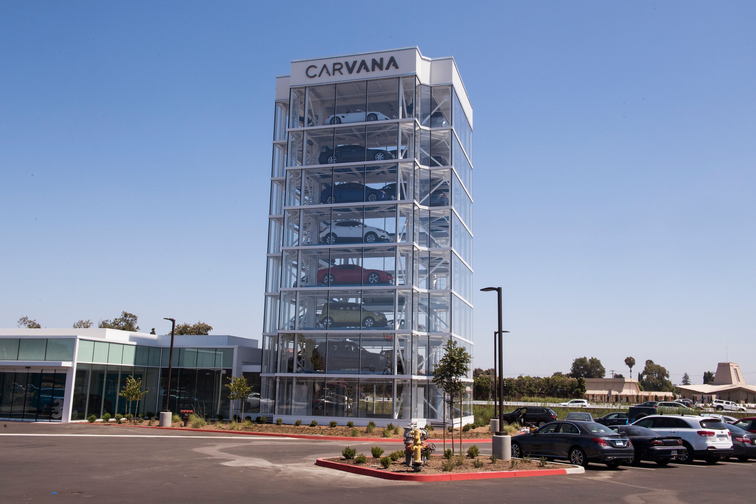 Carvana's vending machine complex in California