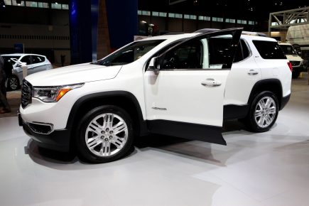 The 2021 GMC Acadia Is Inexplicably Missing a Few Features